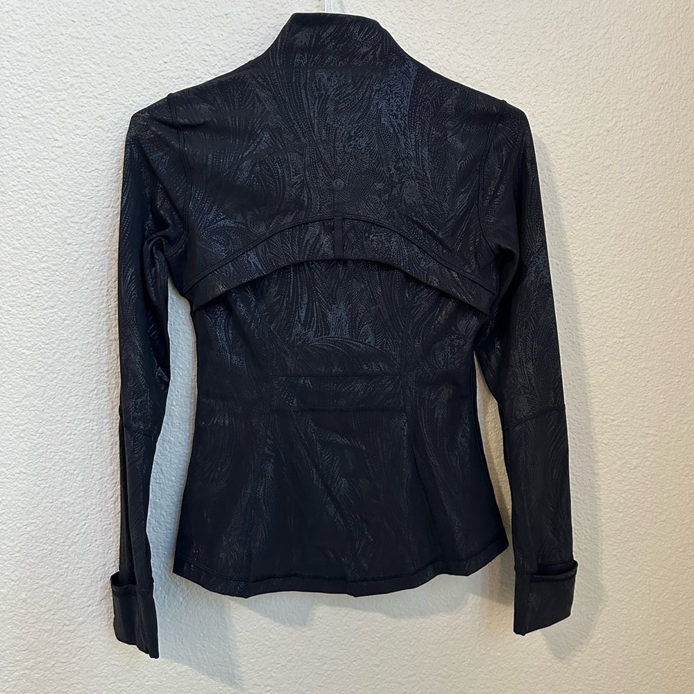 Lululemon Define Jacket Foil/Shine Printed Size 6 - Picture 6 of 11